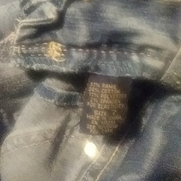 Capris - Picture 3 of 3